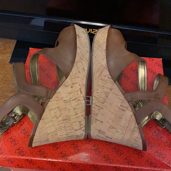 Guess Cork Wedged Heels - Picture 3 of 6
